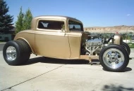 1932 FORD